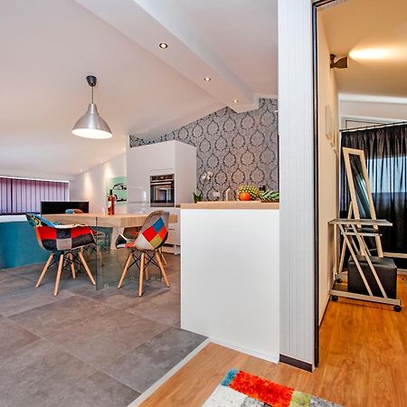 Lakovich Sea View Apartments 罗维尼 外观 照片