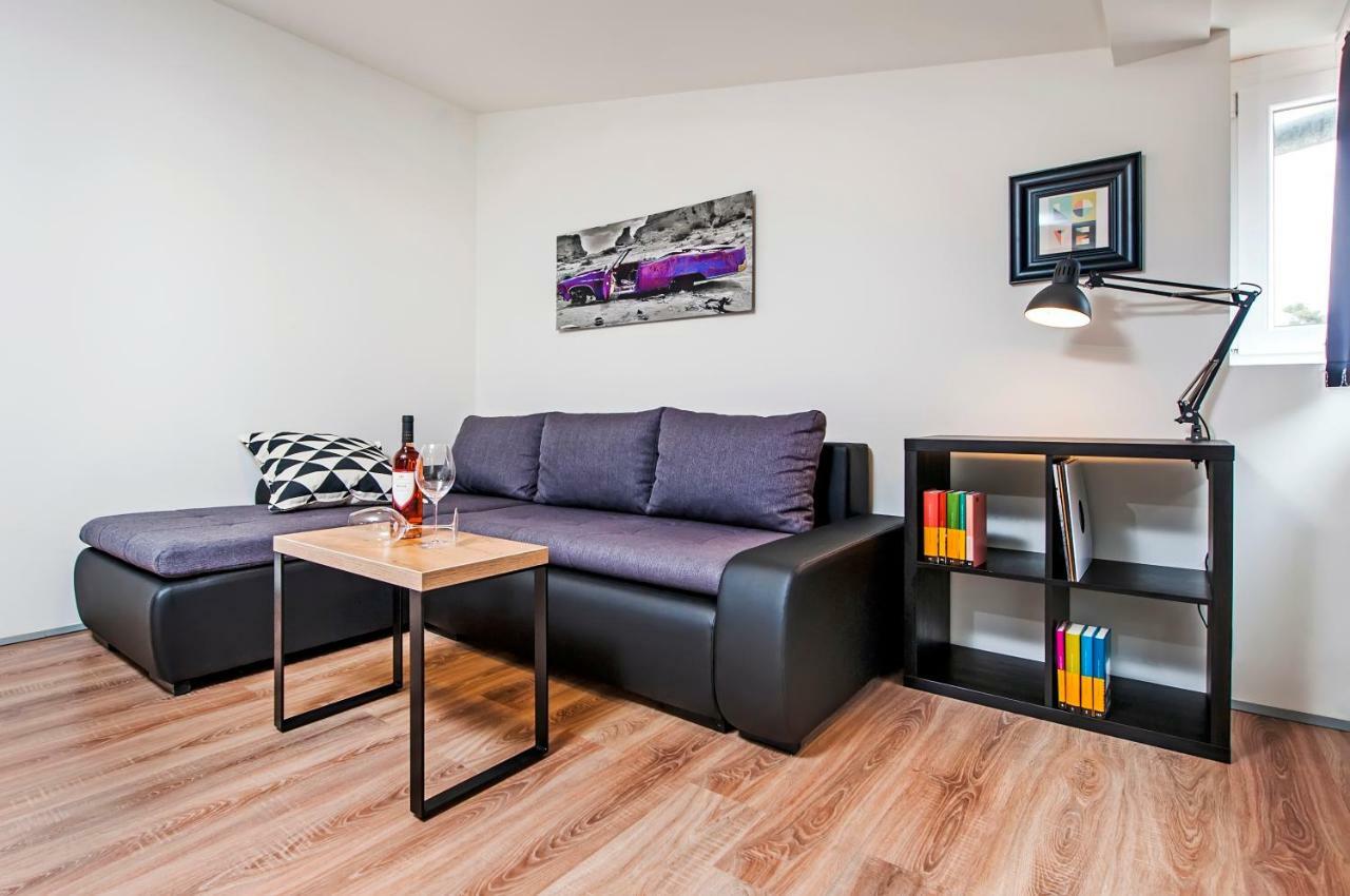 Lakovich Sea View Apartments 罗维尼 外观 照片