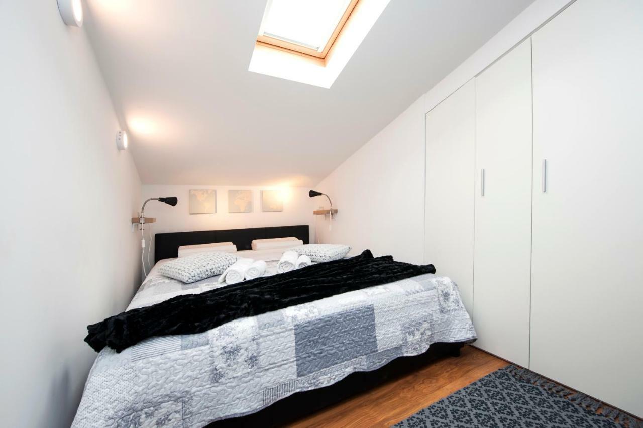 Lakovich Sea View Apartments 罗维尼 外观 照片